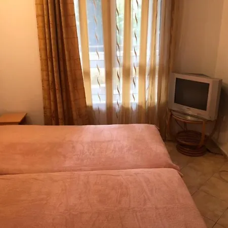 Anita Apartment *